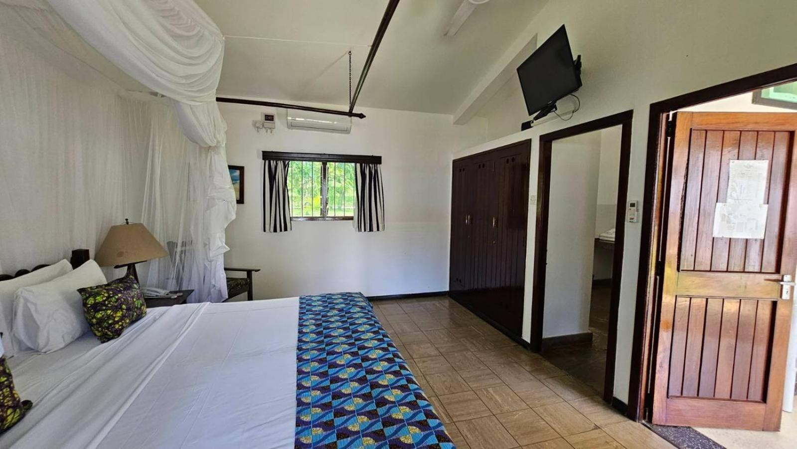 Mnarani Beach Club Килифи Экстерьер фото